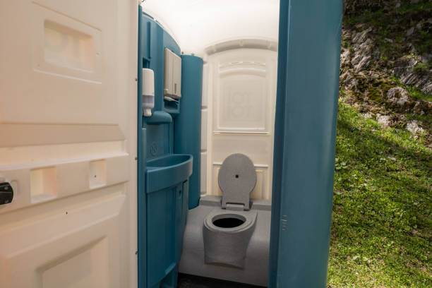 Best Porta potty rental near me  in Trenton, GA